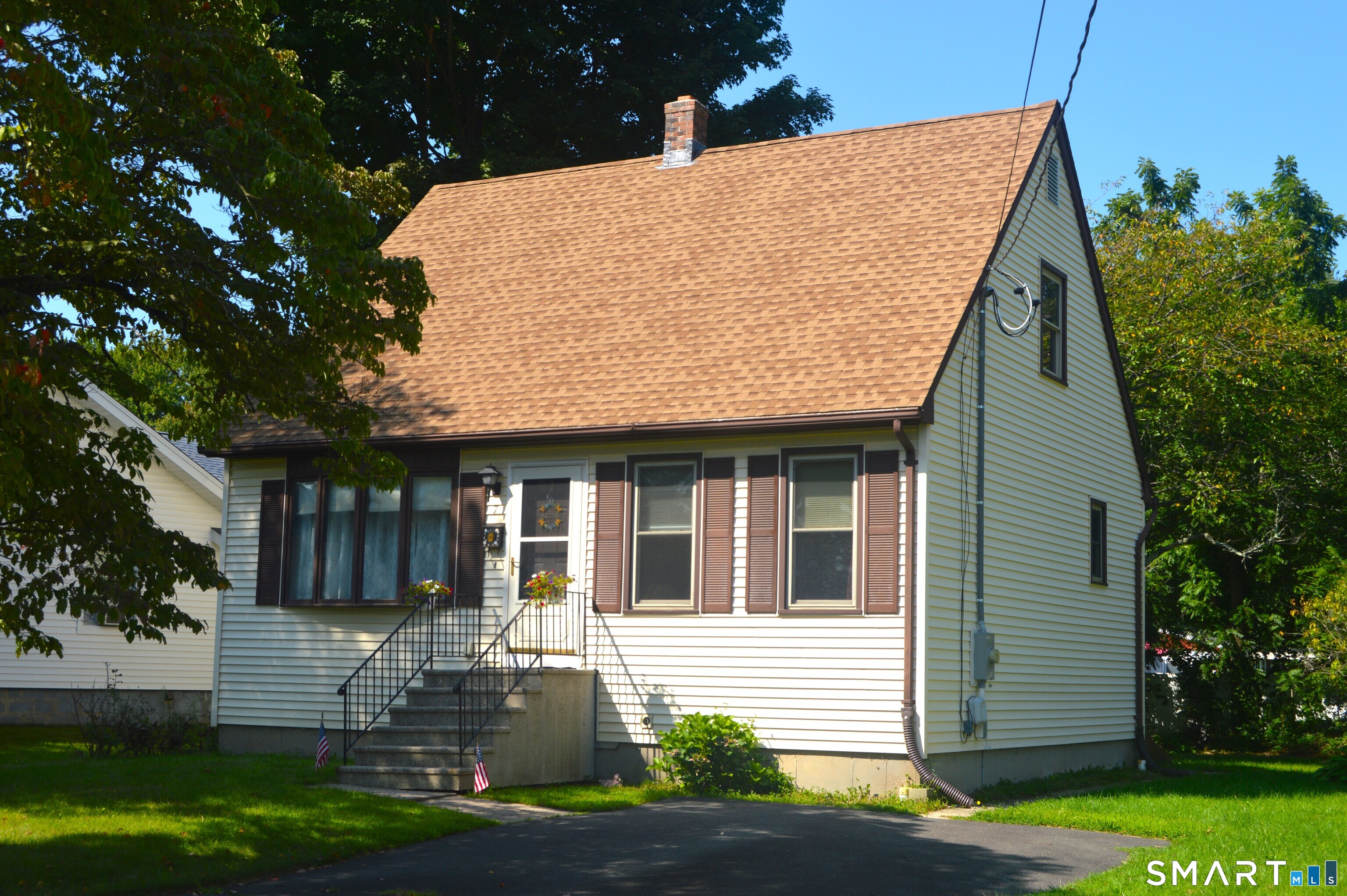 7 Roseleah Avenue Plainville CT 06062