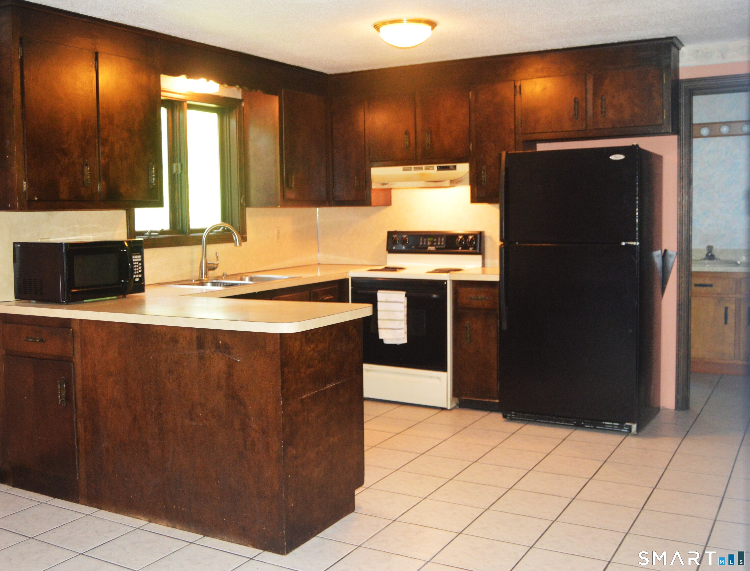7 Roseleah Avenue Plainville CT 06062
