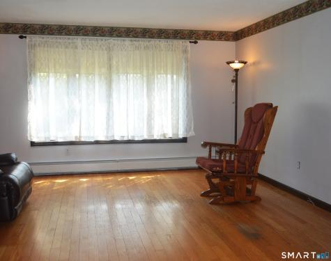 7 Roseleah Avenue Plainville CT 06062