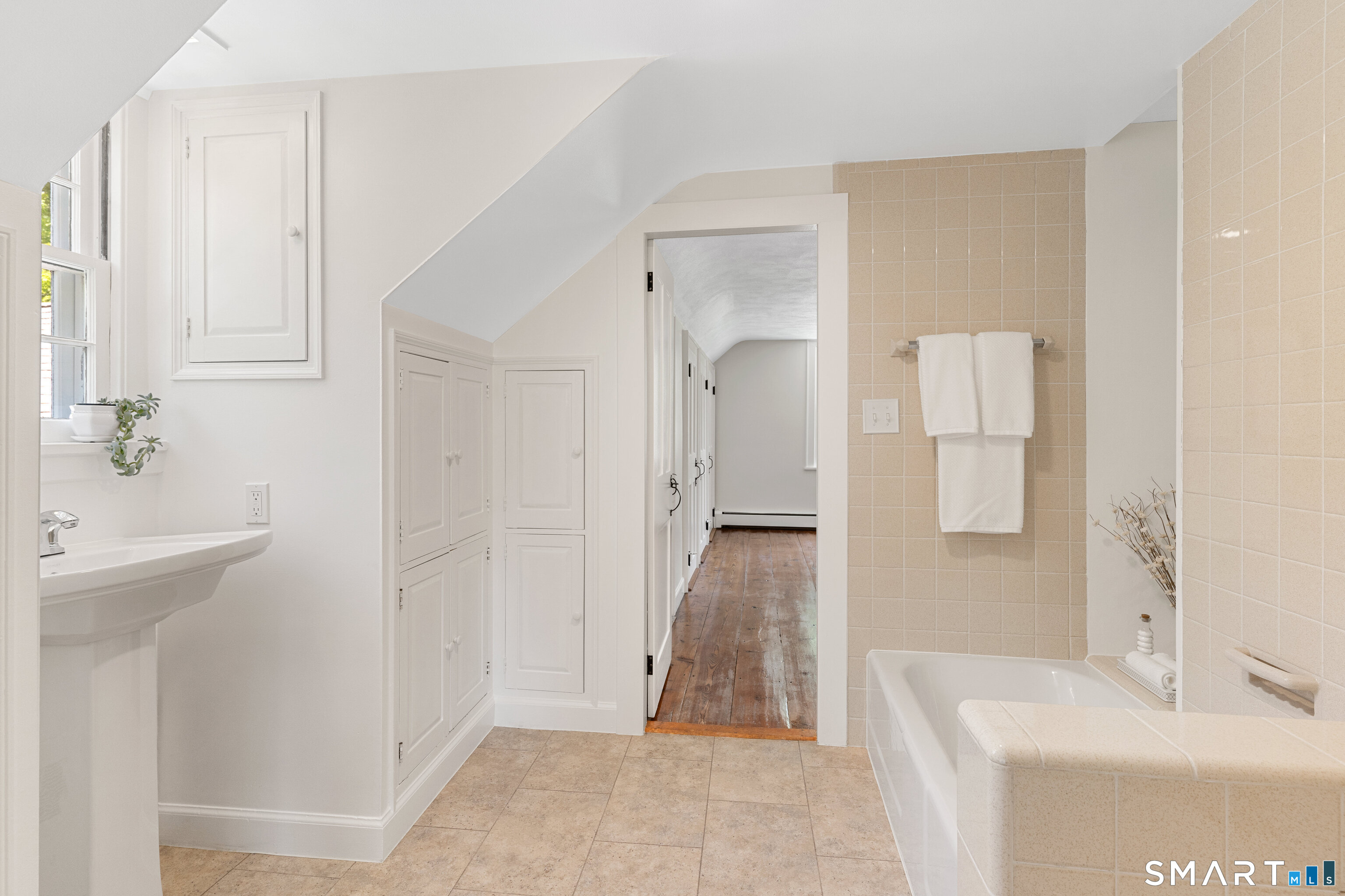 93 Upton Road Ashford CT 06278
