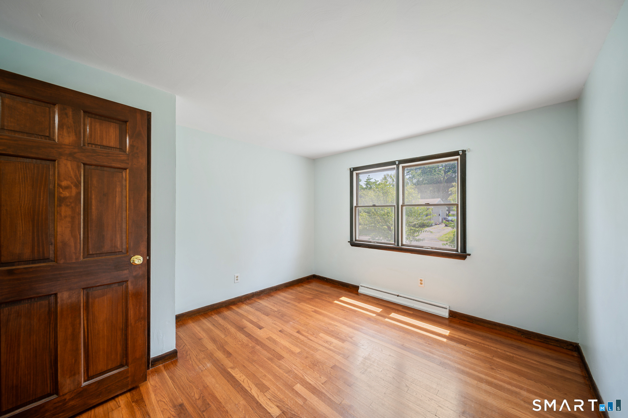 5 Redwood Street Enfield CT 06082