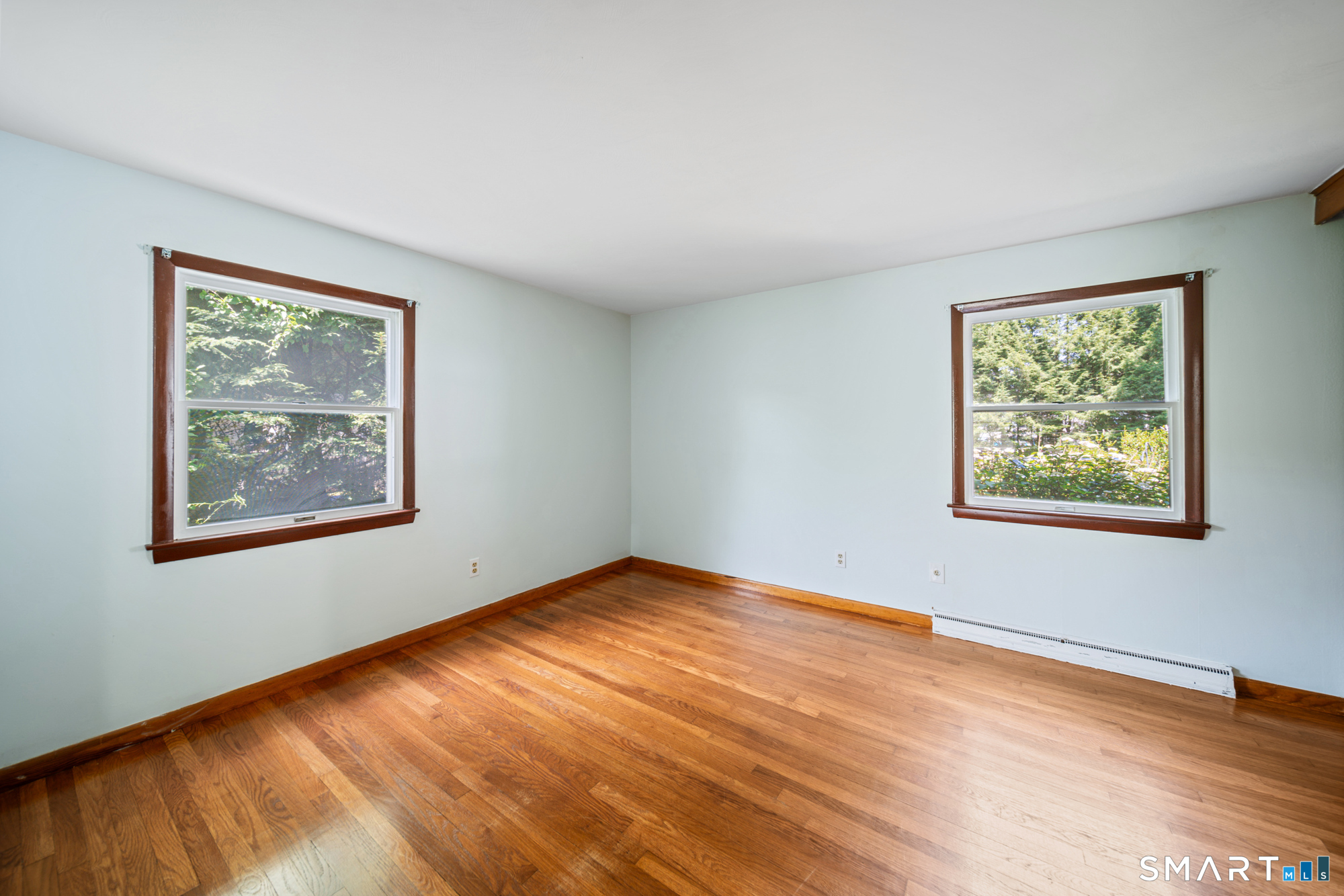 5 Redwood Street Enfield CT 06082