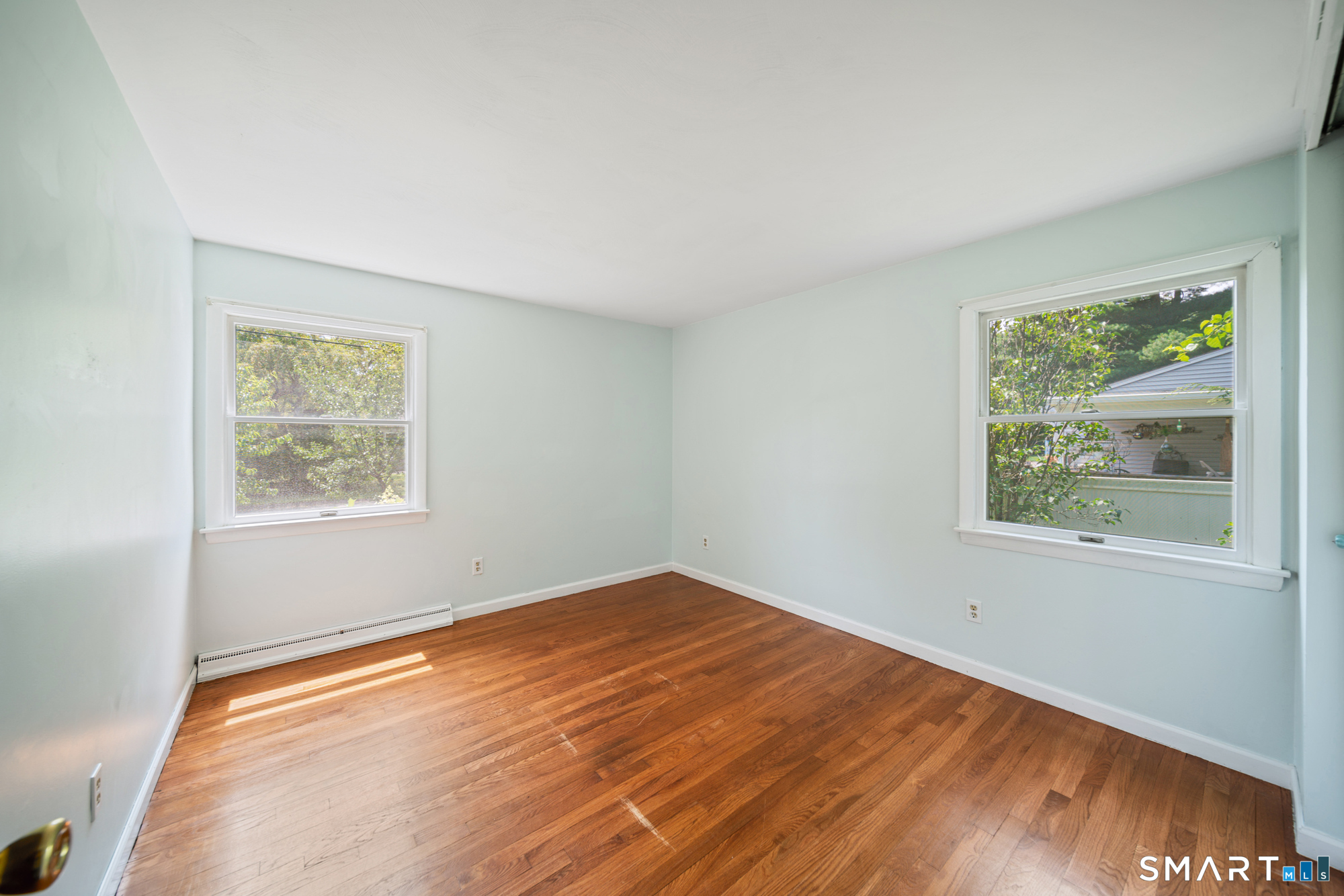 5 Redwood Street Enfield CT 06082