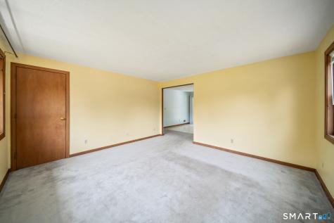 5 Redwood Street Enfield CT 06082