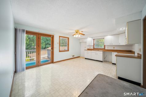 5 Redwood Street Enfield CT 06082