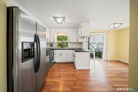 5 Redwood Street Enfield CT 06082