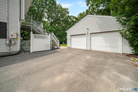 5 Redwood Street Enfield CT 06082