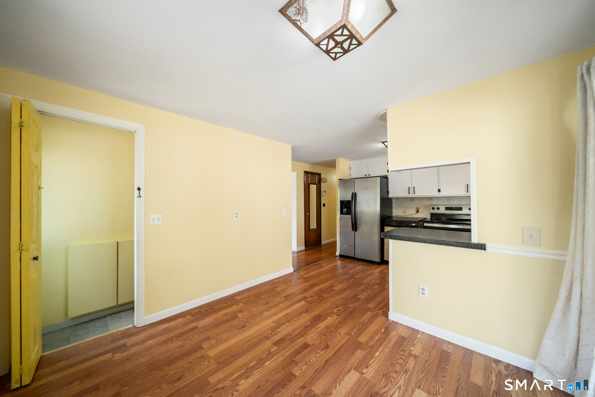 5 Redwood Street Enfield CT 06082