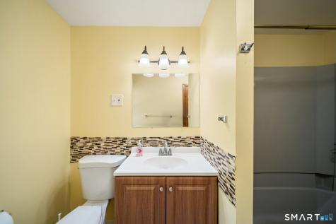 5 Redwood Street Enfield CT 06082