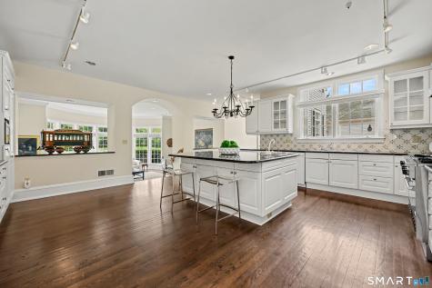 800 Verna Hill Road Fairfield CT 06824