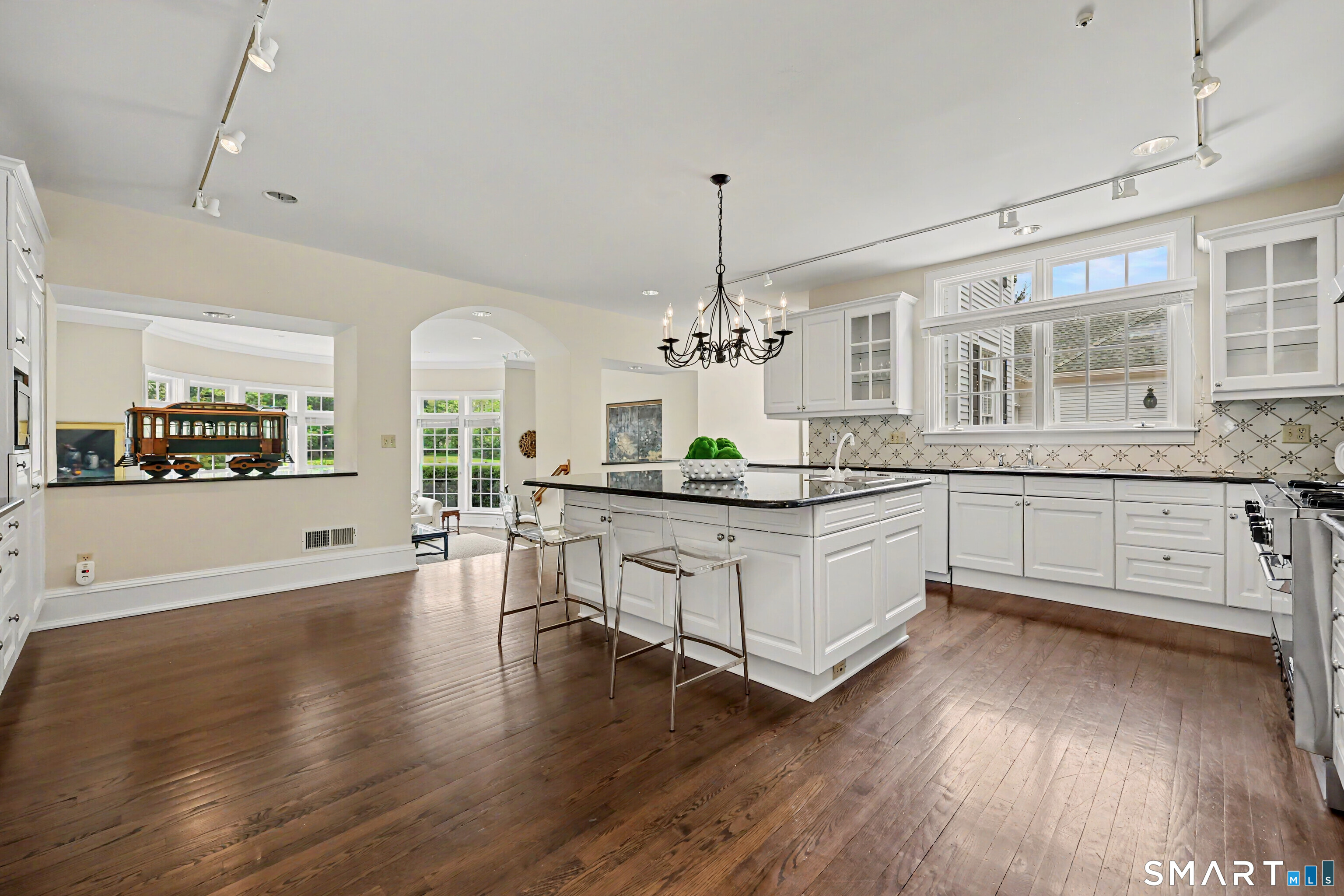 800 Verna Hill Road Fairfield CT 06824