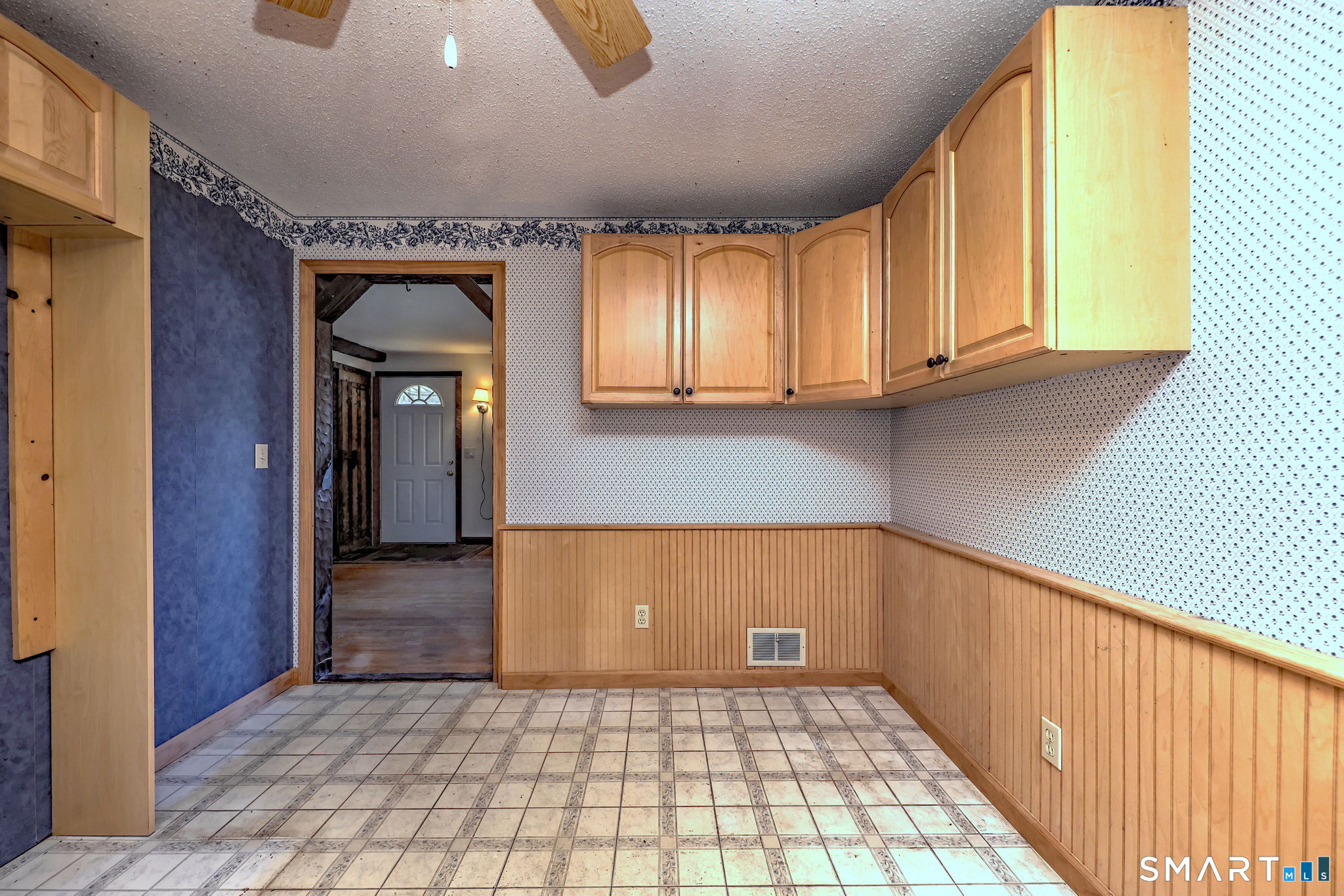 12 Ray Bob Road Milford CT 06461
