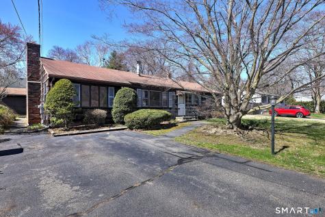 12 Ray Bob Road Milford CT 06461