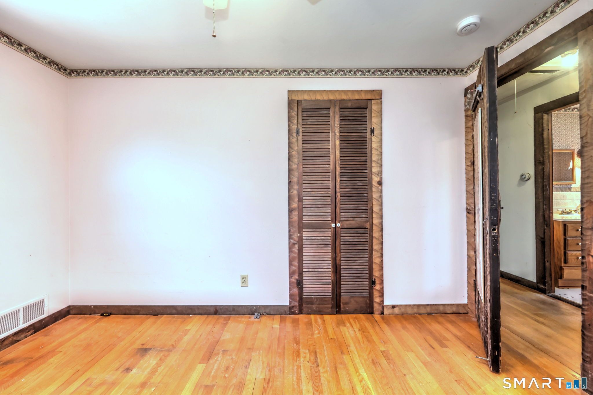 12 Ray Bob Road Milford CT 06461