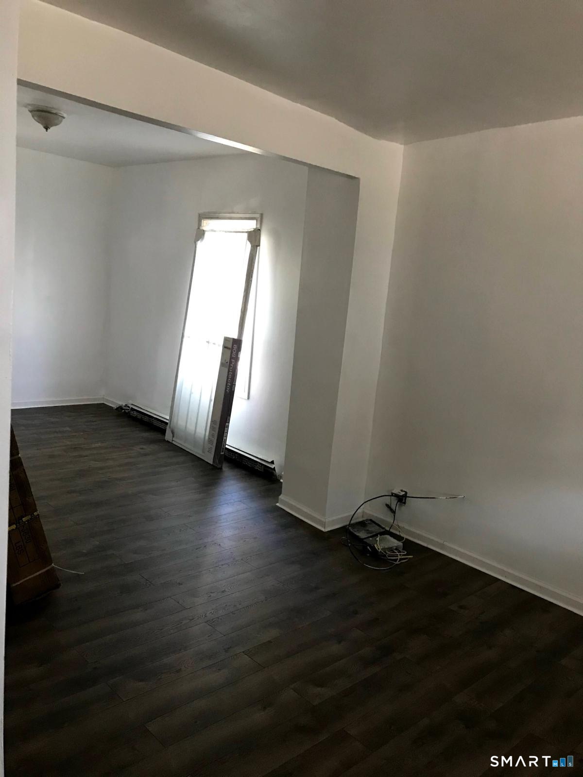 537 Hollister Avenue Bridgeport CT 06607