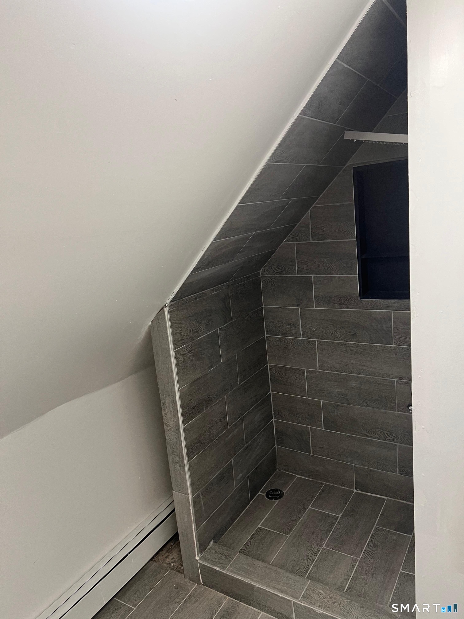 537 Hollister Avenue Bridgeport CT 06607