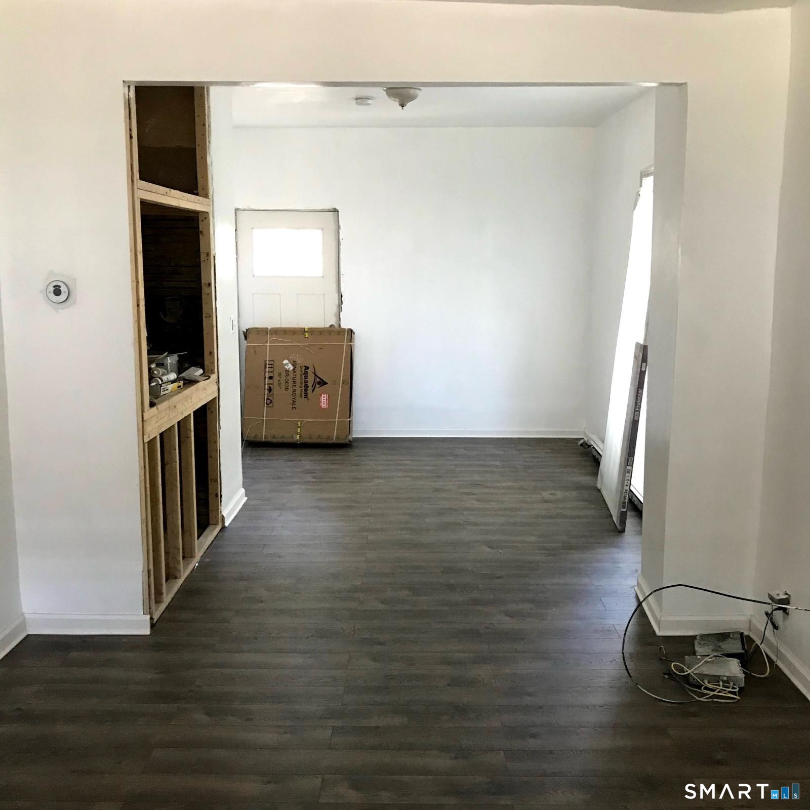 537 Hollister Avenue Bridgeport CT 06607