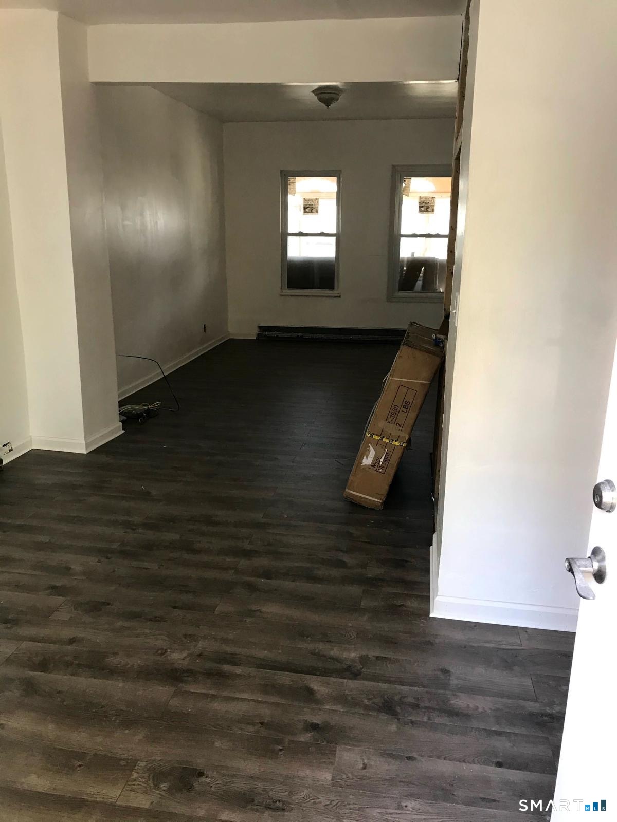 537 Hollister Avenue Bridgeport CT 06607