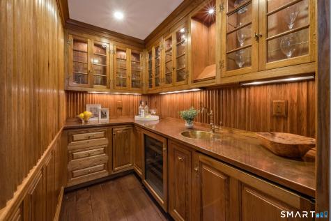 35 Prospect Hill Road Branford CT 06405