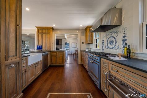 35 Prospect Hill Road Branford CT 06405