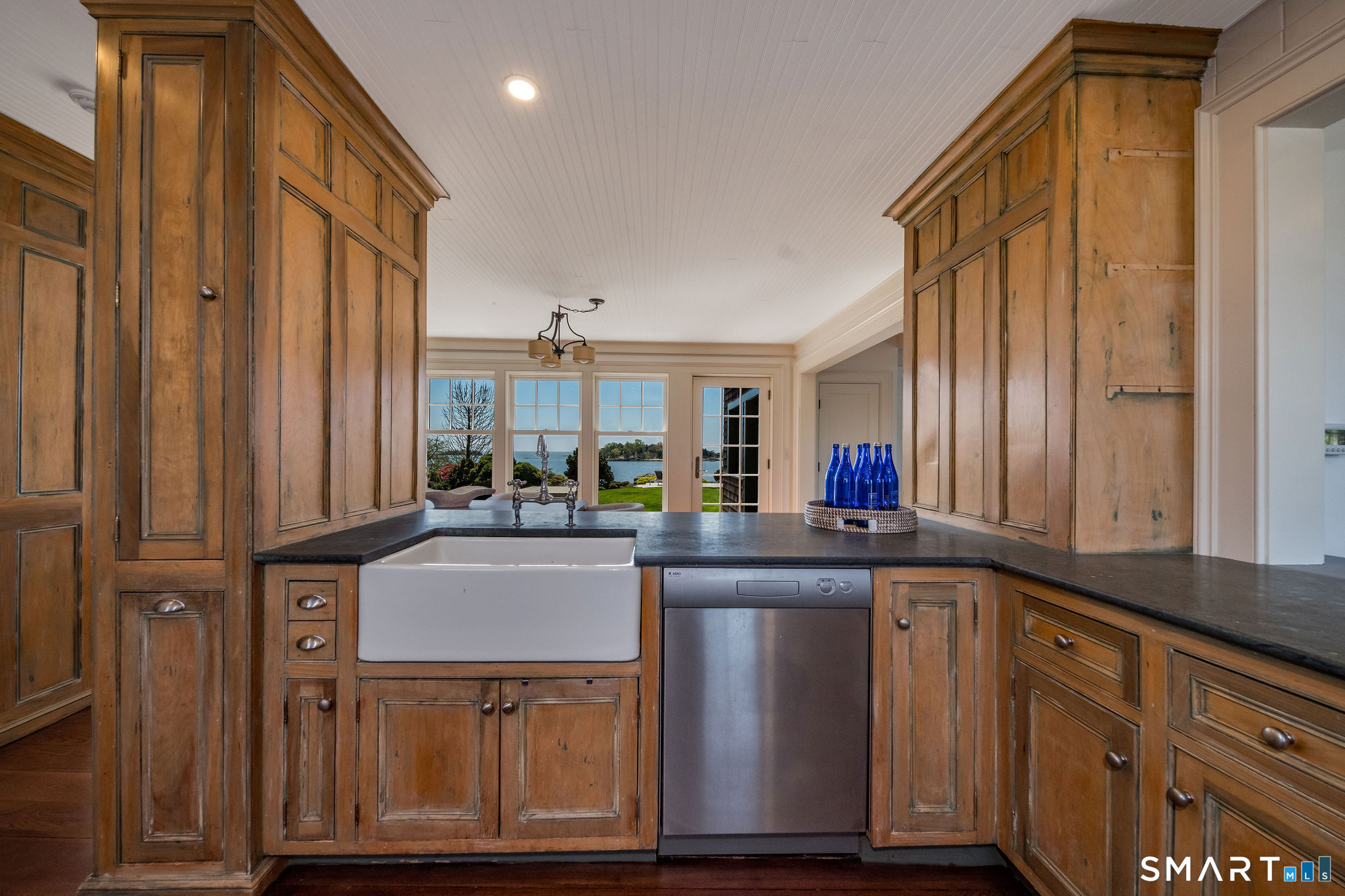 35 Prospect Hill Road Branford CT 06405