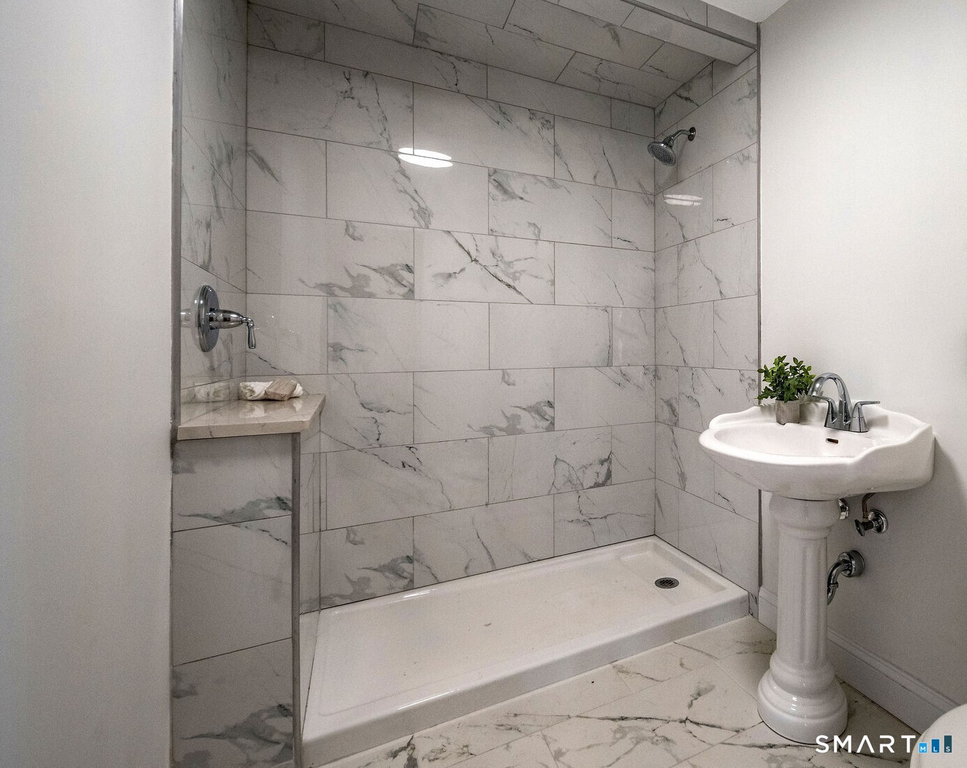 35 Prospect Hill Road Branford CT 06405