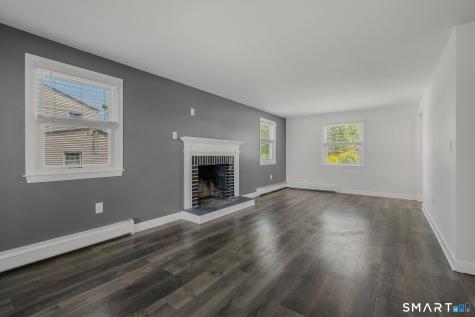 31 Pegasus Drive Groton CT 06340