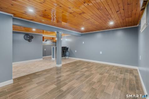 31 Pegasus Drive Groton CT 06340