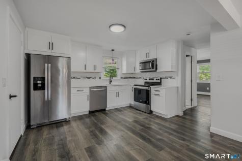 31 Pegasus Drive Groton CT 06340