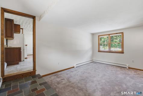 17 Bobolink Lane Enfield CT 06082