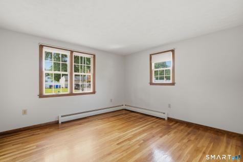 17 Bobolink Lane Enfield CT 06082