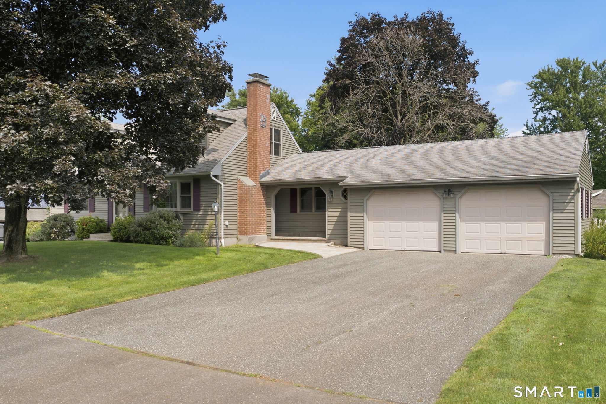 17 Bobolink Lane Enfield CT 06082