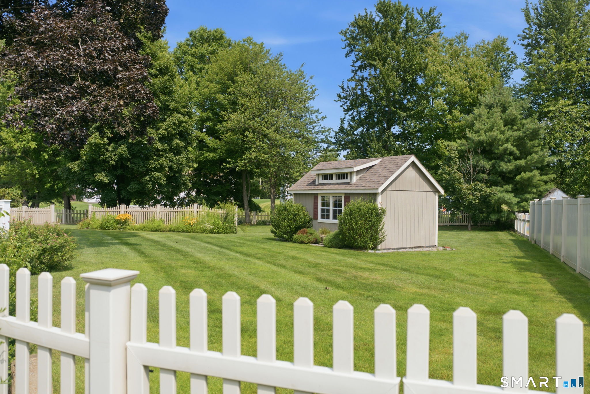 17 Bobolink Lane Enfield CT 06082