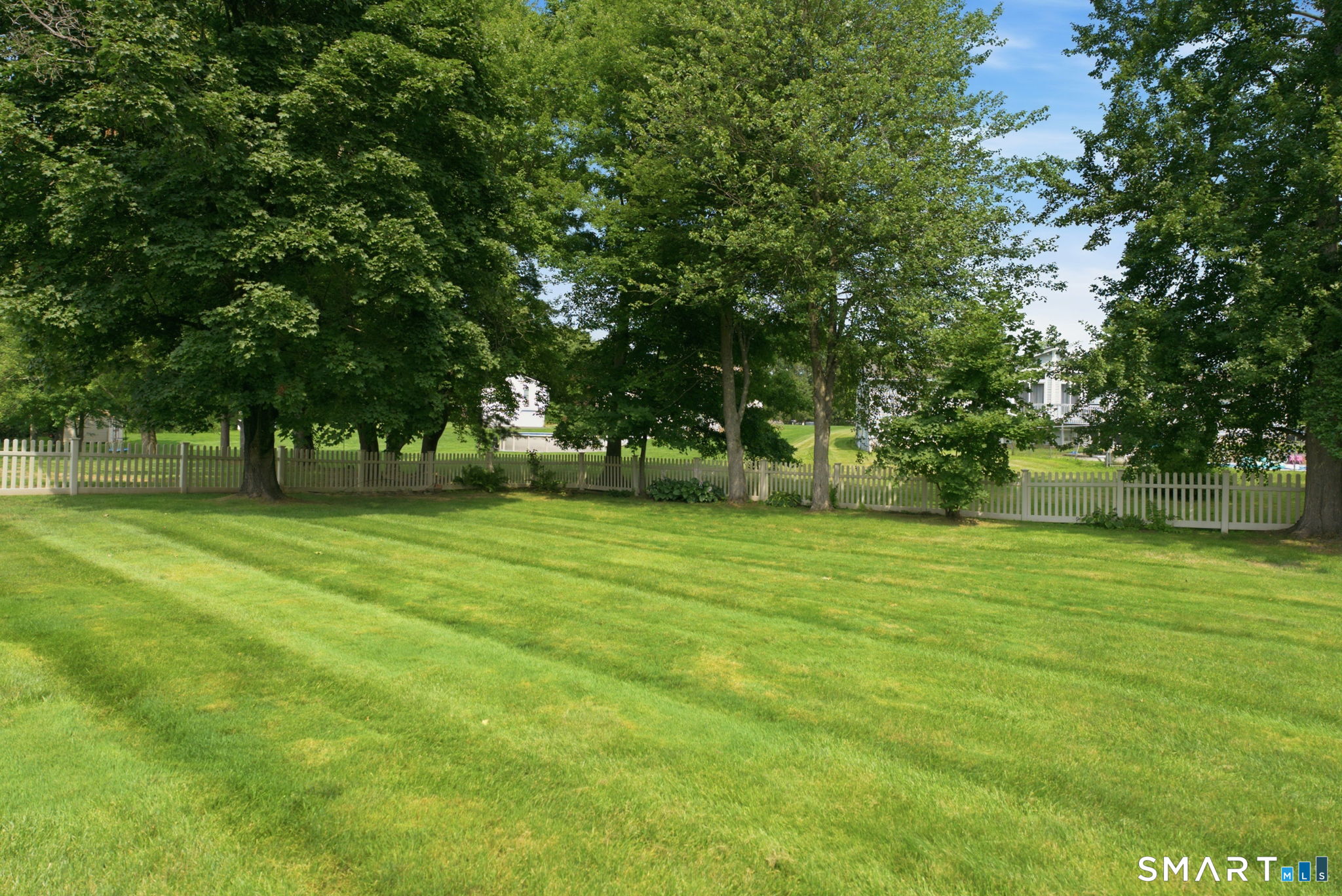 17 Bobolink Lane Enfield CT 06082