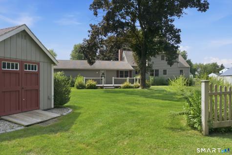 17 Bobolink Lane Enfield CT 06082