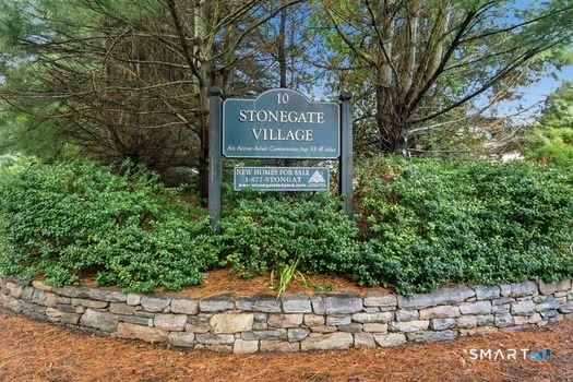 11 Cliff Road Ledyard CT 06339