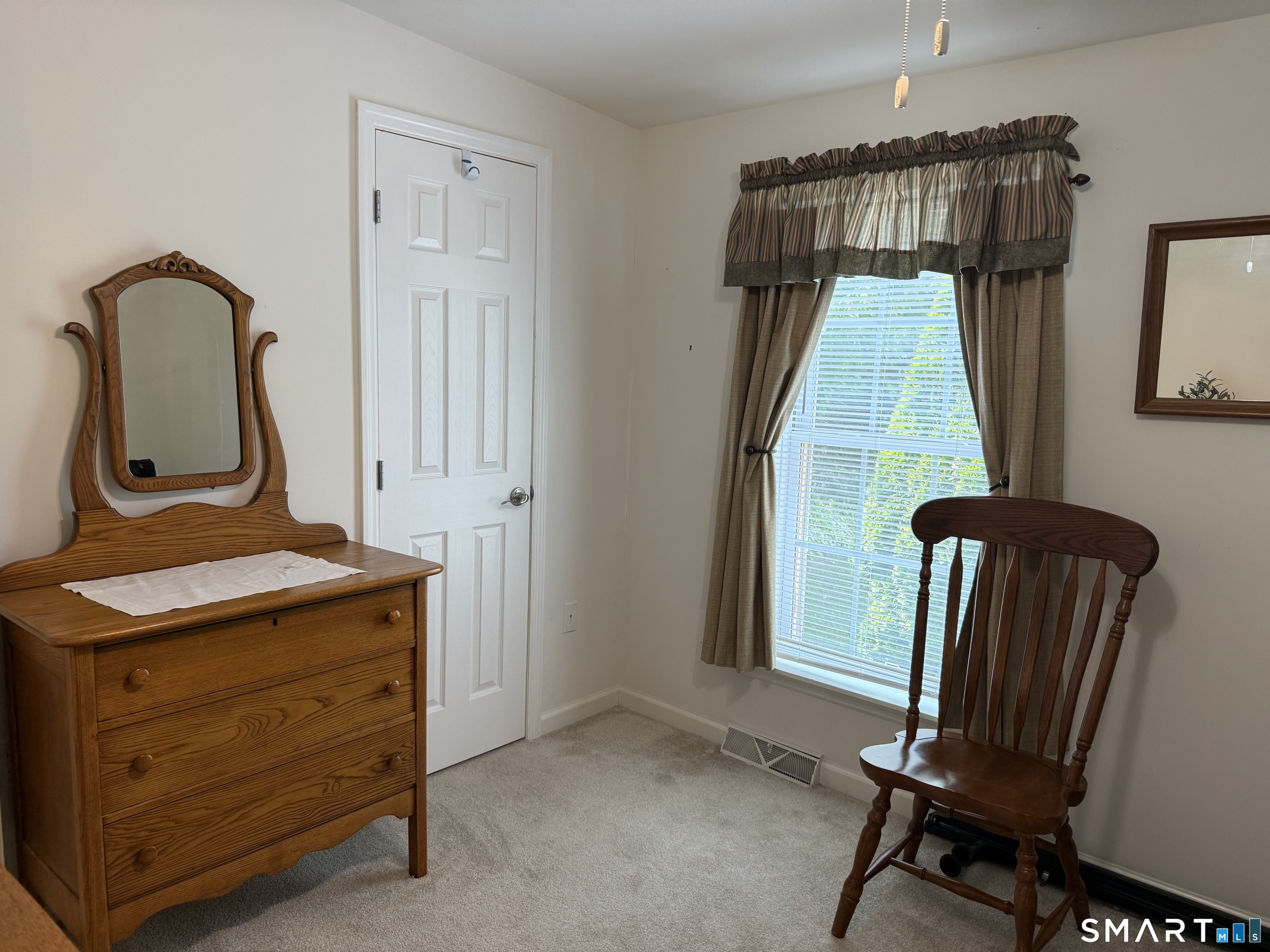 11 Cliff Road Ledyard CT 06339