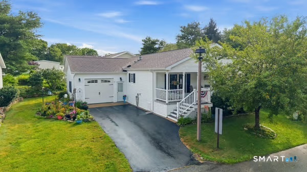 11 Cliff Road Ledyard CT 06339
