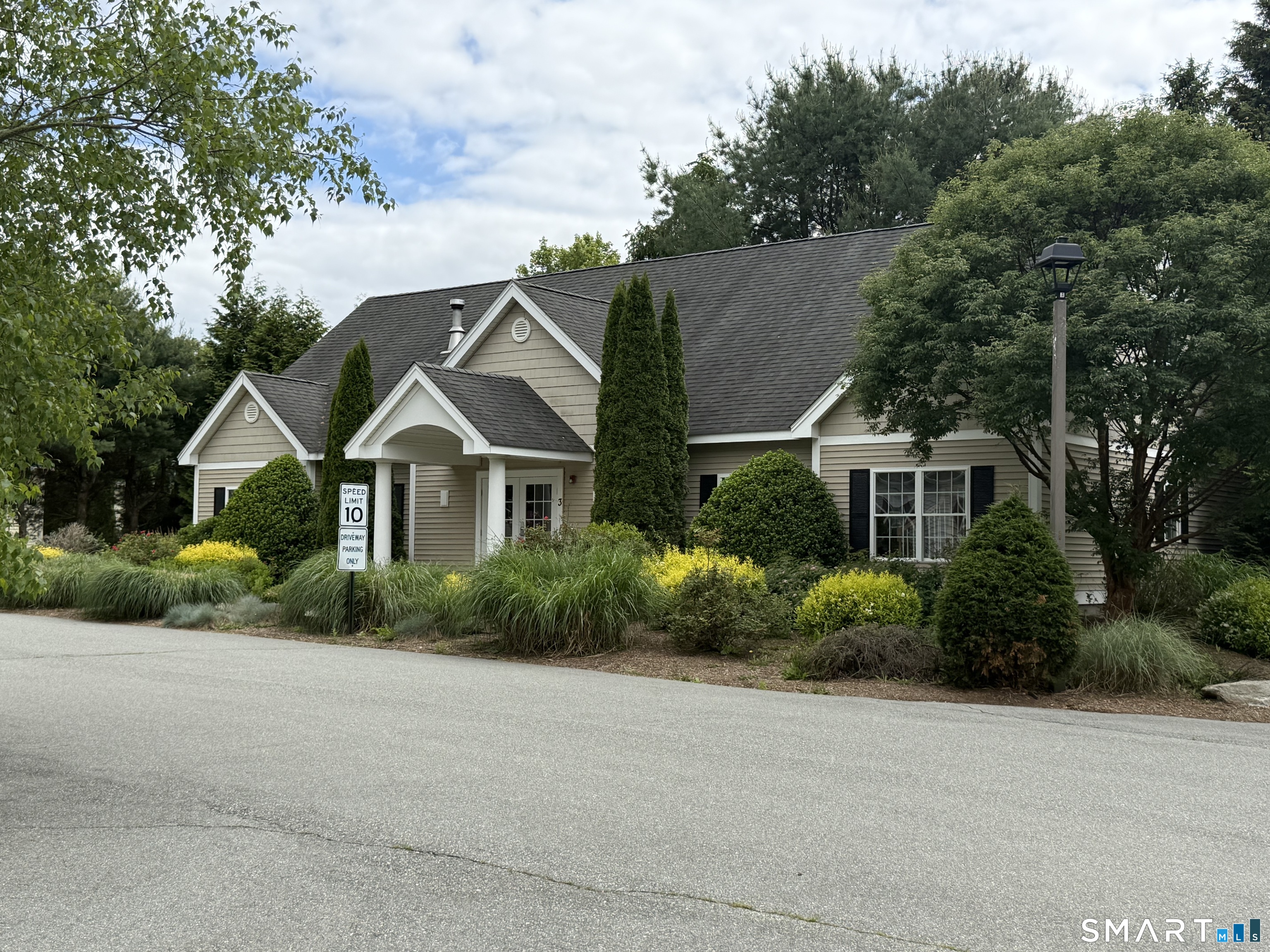 11 Cliff Road Ledyard CT 06339