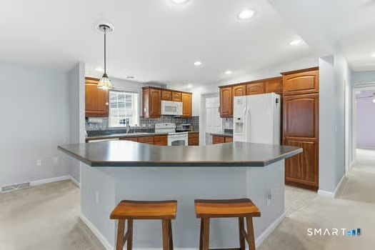 11 Cliff Road Ledyard CT 06339