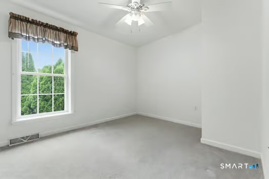11 Cliff Road Ledyard CT 06339
