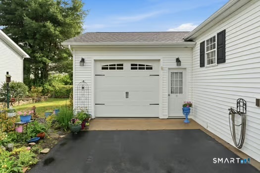 11 Cliff Road Ledyard CT 06339
