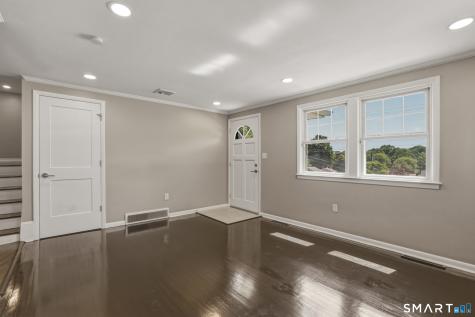 6 Glenford Drive Waterbury CT 06708