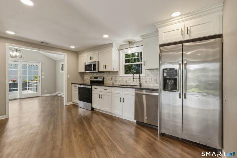 6 Glenford Drive Waterbury CT 06708