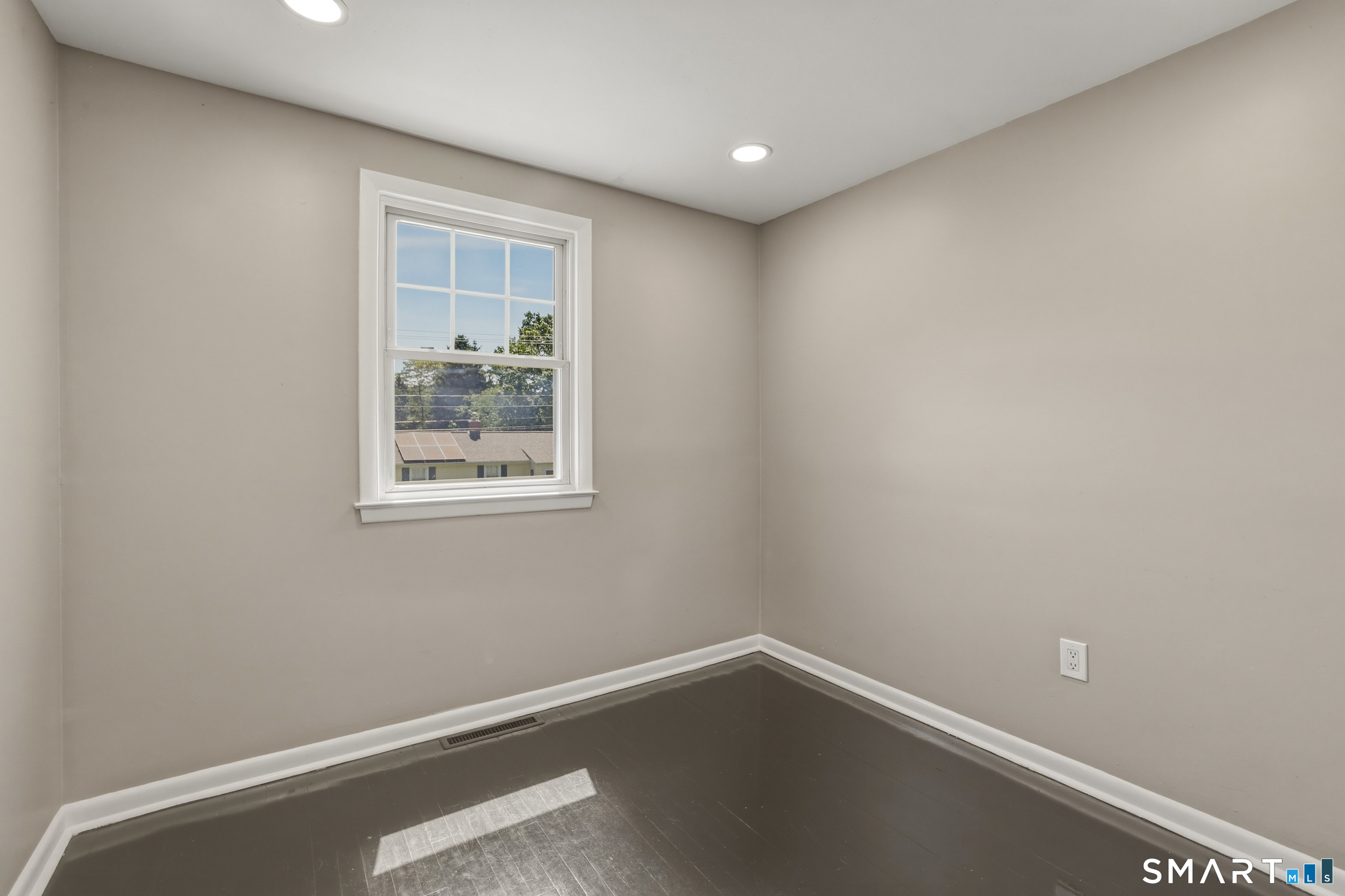 6 Glenford Drive Waterbury CT 06708