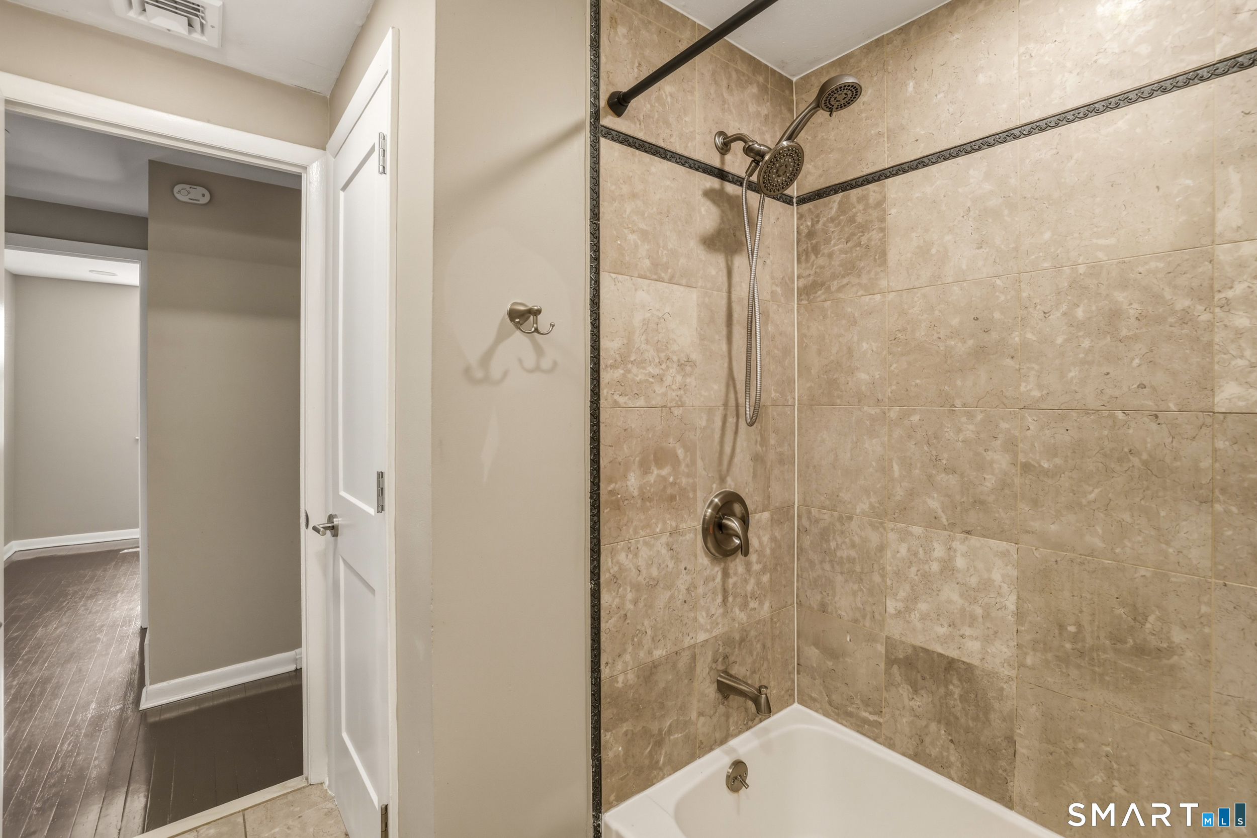 6 Glenford Drive Waterbury CT 06708