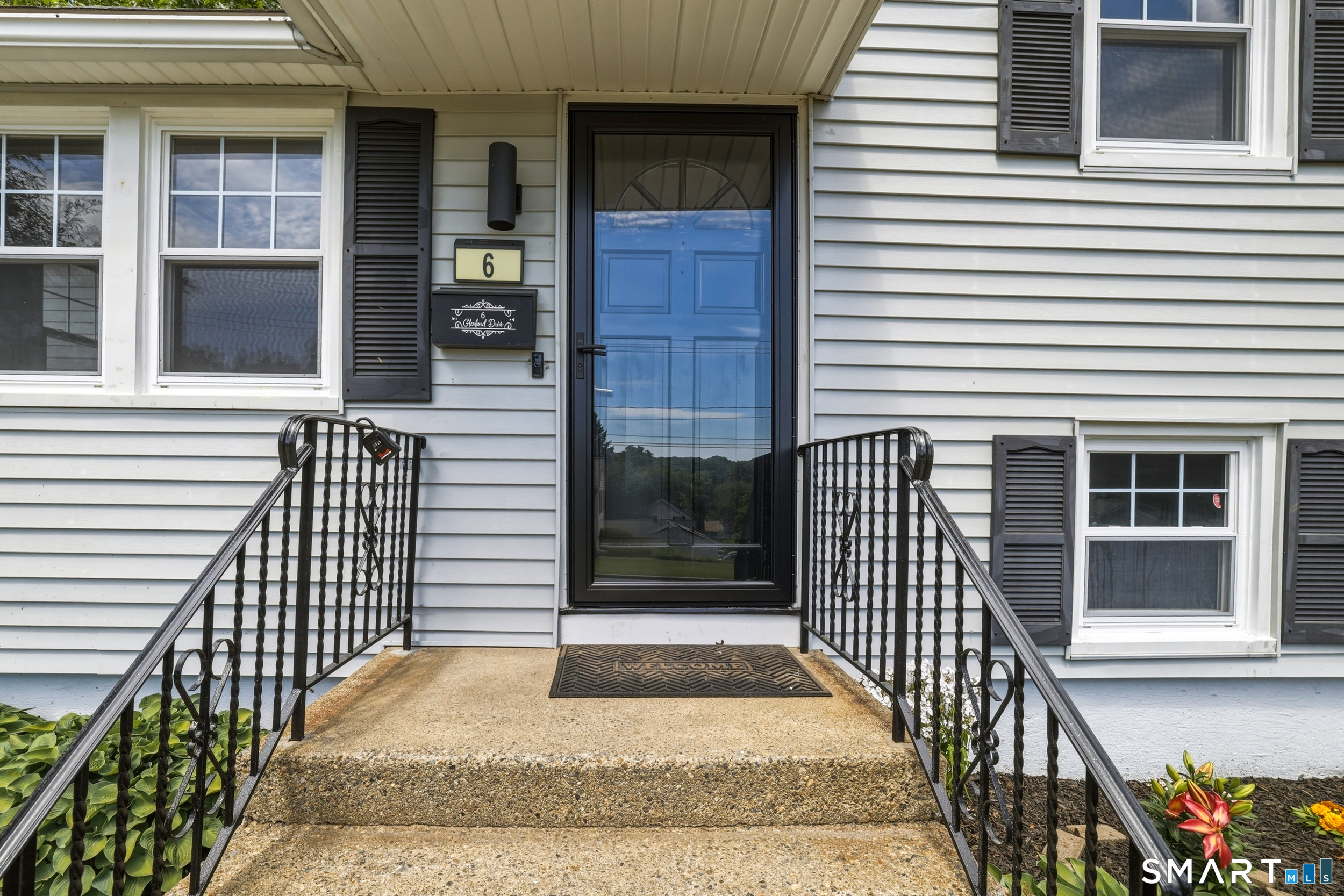 6 Glenford Drive Waterbury CT 06708