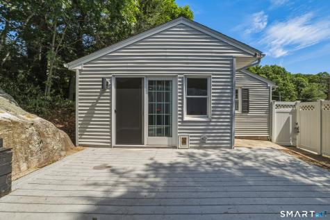 6 Glenford Drive Waterbury CT 06708