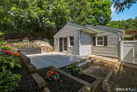 6 Glenford Drive Waterbury CT 06708