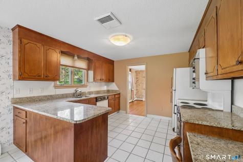 64 Burnwood Drive Bloomfield CT 06002